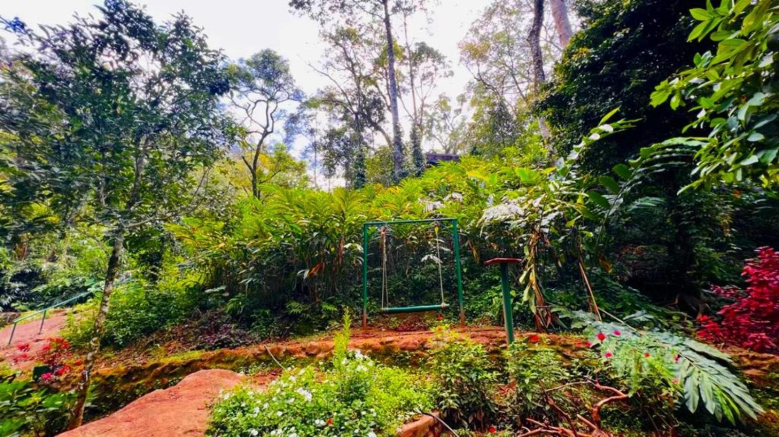 Bamboo Dale Resort, Муннар Экстерьер фото
